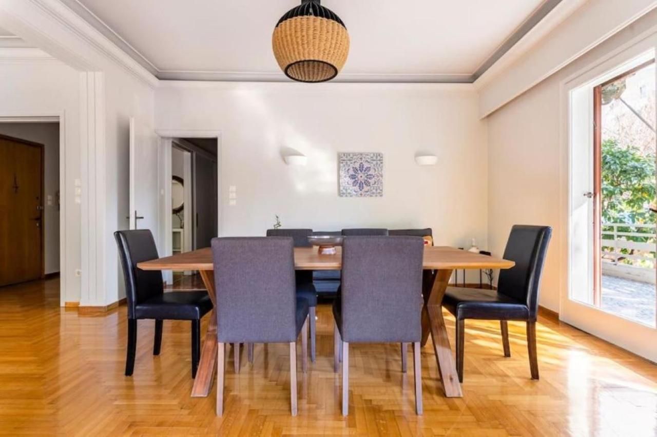 Spacious Renovated Flat In The Athens Riviera Εξωτερικό φωτογραφία