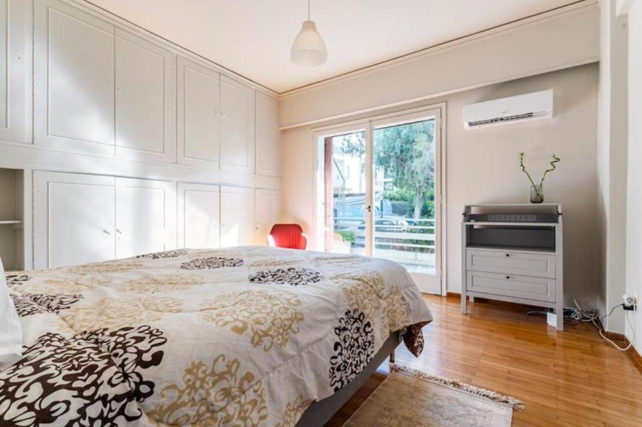 Spacious Renovated Flat In The Athens Riviera Εξωτερικό φωτογραφία