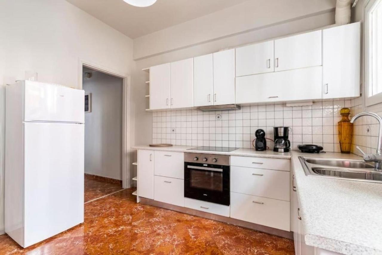Spacious Renovated Flat In The Athens Riviera Εξωτερικό φωτογραφία
