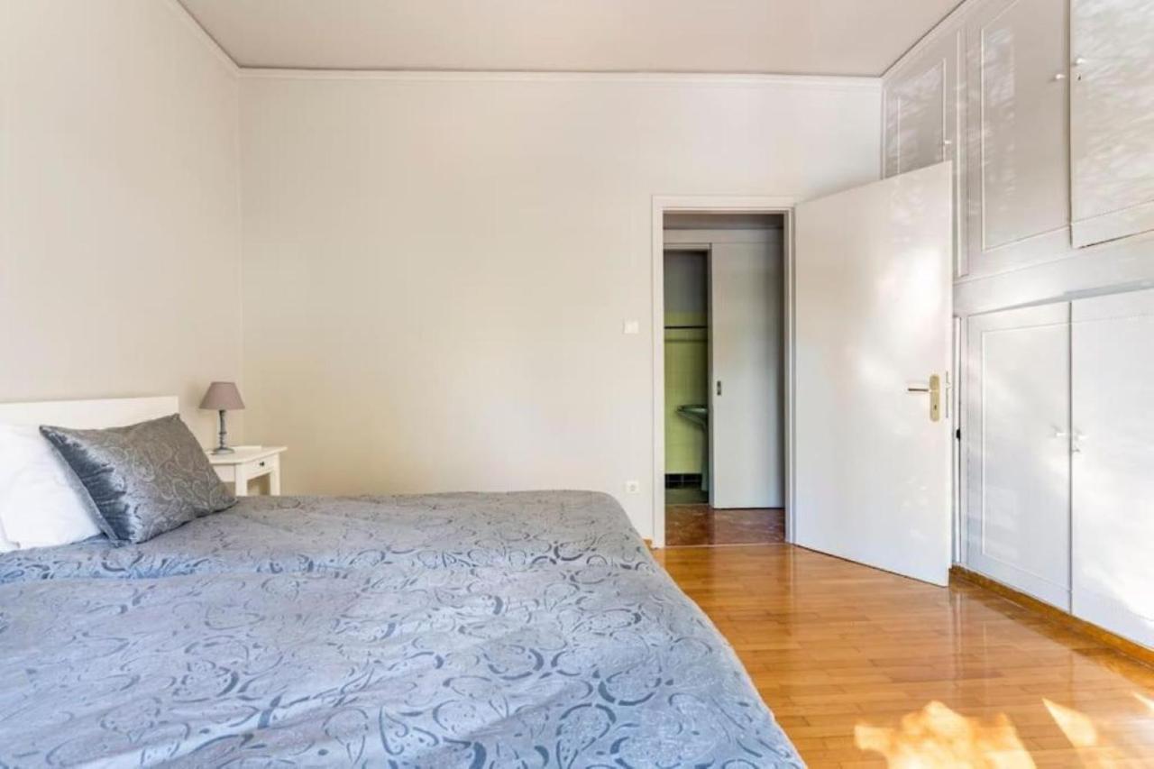 Spacious Renovated Flat In The Athens Riviera Εξωτερικό φωτογραφία