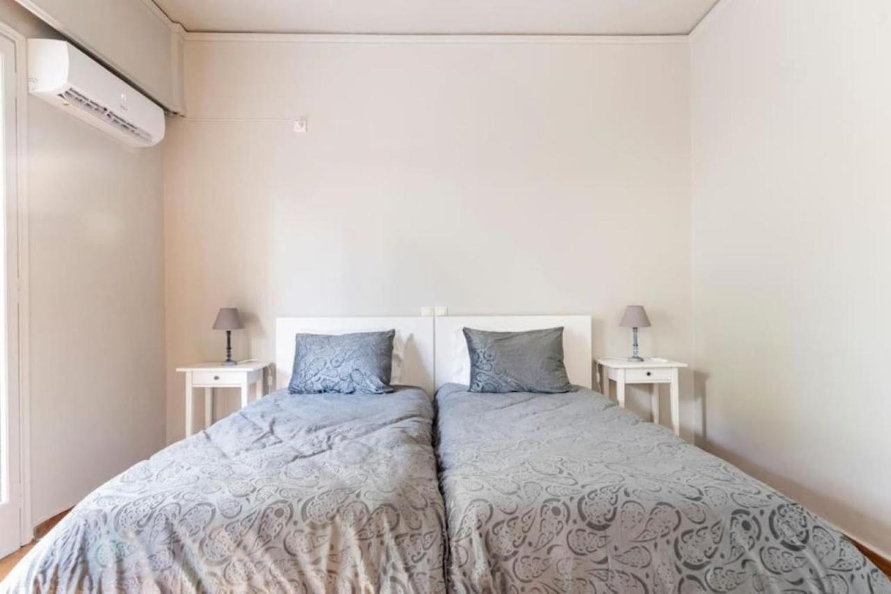 Spacious Renovated Flat In The Athens Riviera Εξωτερικό φωτογραφία