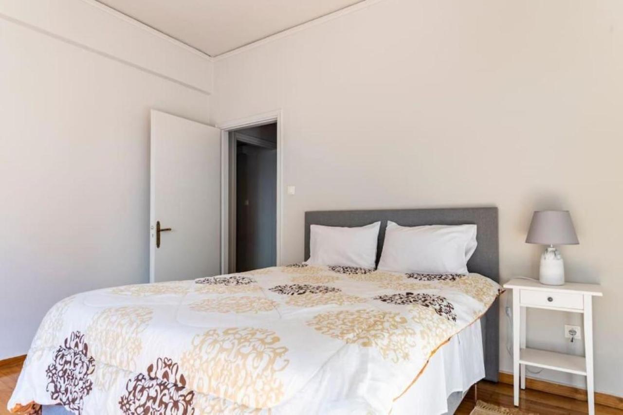 Spacious Renovated Flat In The Athens Riviera Εξωτερικό φωτογραφία